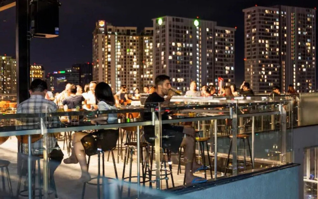 The Arrivals Hotel - District 1