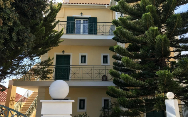 Naftilos Studios