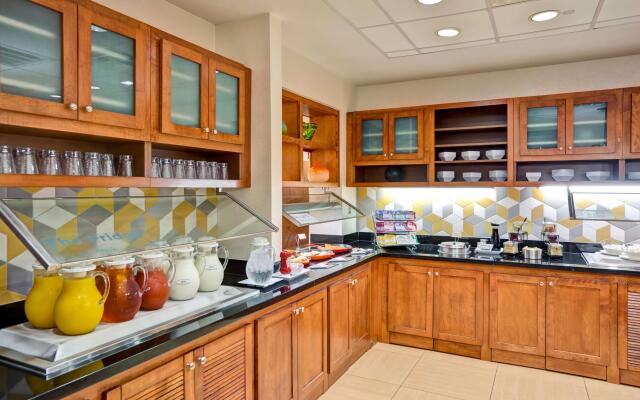 Hyatt Place Baltimore/BWI Airport