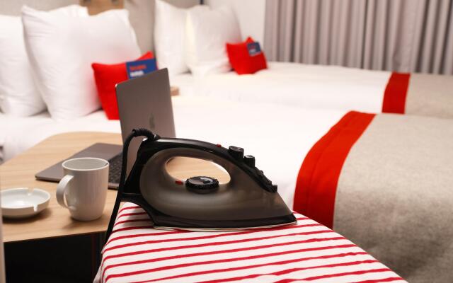 Holiday Inn Express Istanbul - Atakoy Metro by IHG