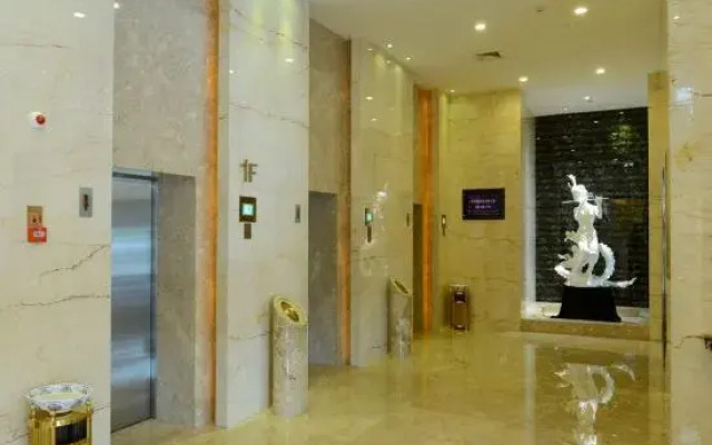 Ramada By Wyndham Longyan