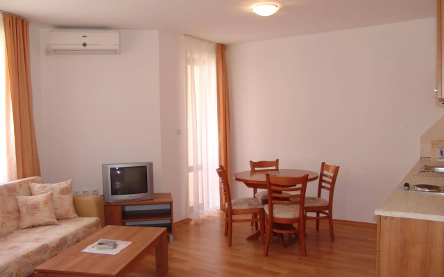 Apart-hotel Kasandra