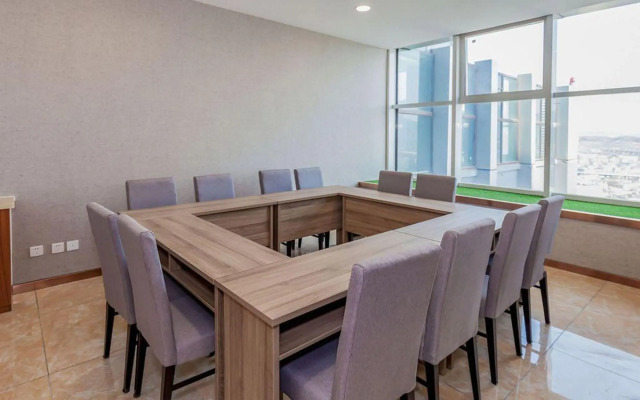 Chengyi Lianhao Hotel（Dalian Jinzhou Ruibo Center Wanda Cinema store）