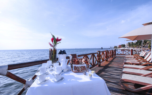 All Ritmo Cancun Resort & Water Park - All Inclusive