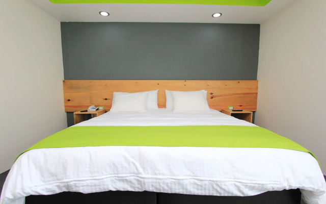 Hotel Brisas Express