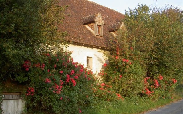 House With 4 Bedrooms in Coudray-au-perche, With Enclosed Garden and W