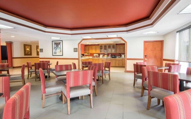 Comfort Suites Fort Pierce I-95