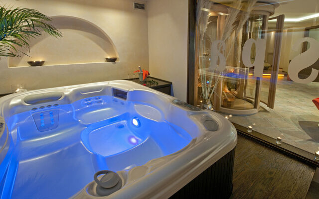 Iakovakis Suites & Spa