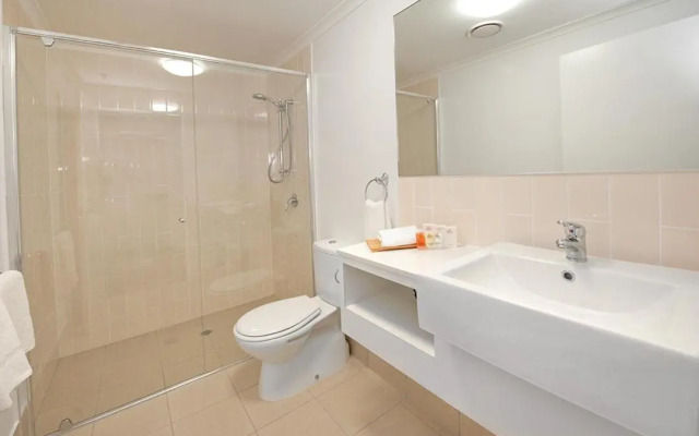 The Edge Apartment Hotel