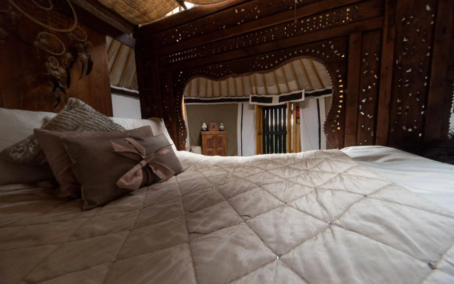 Lincoln Yurts