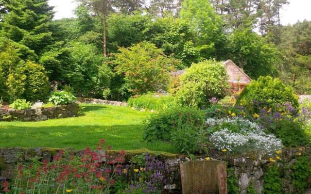 Hen Cloud Cottage