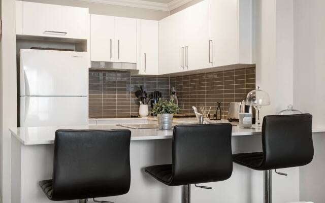 Walk to Coogee Beach Apartment Retreat