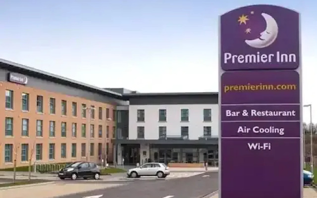 Premier Inn Edinburgh Airport - M9 Jct1