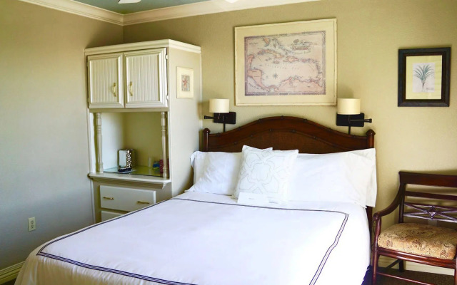 Capitola Hotel