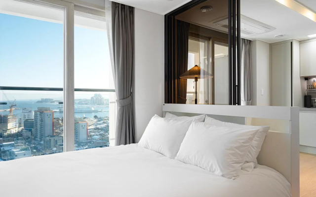 Urbanstay Sokcho Deungdae Beach