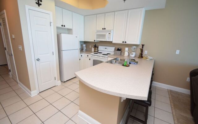 Lighthouse 417 by RedAwning