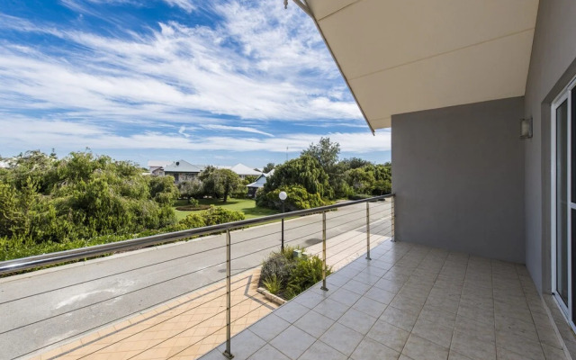 Ledge Point Village - Villa 25 - Pool & Tennis Facilities