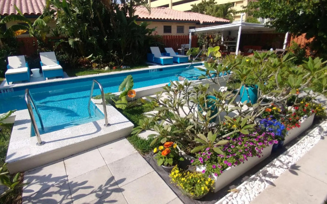 Downtown Hollywood Boutique Hotel