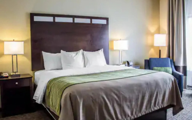 Comfort Inn St. Clairsville