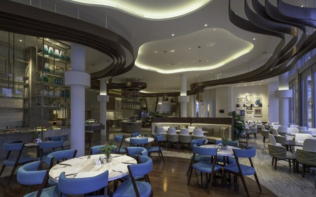 Phoenix Island Resort Sanya