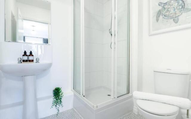 Paladine Place Serviced Apartment Coventry