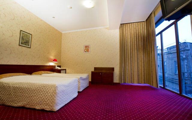 New Kopala Hotel