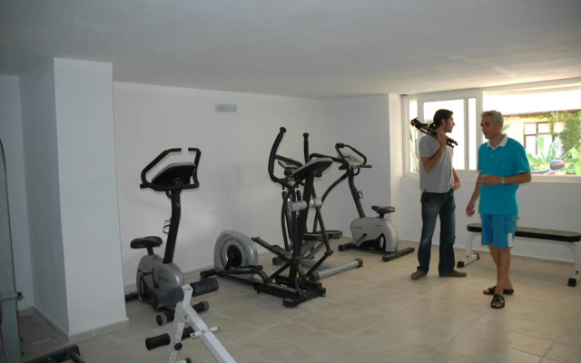Arora Hotel