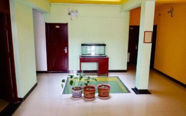 Xiaocheng Renjia Express Hotel