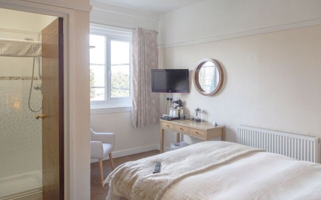 Elmdon Lodge