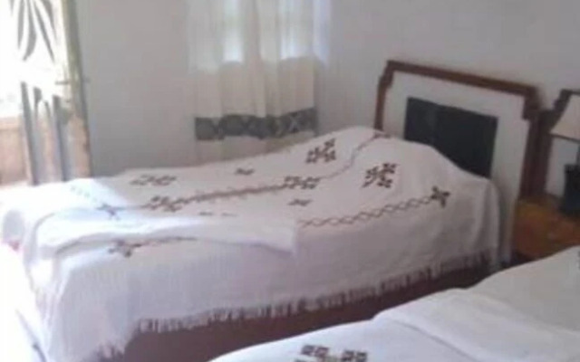Asheton Hotel