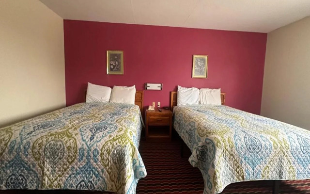 OYO Hotel Chesaning Route 52 & Hwy 57
