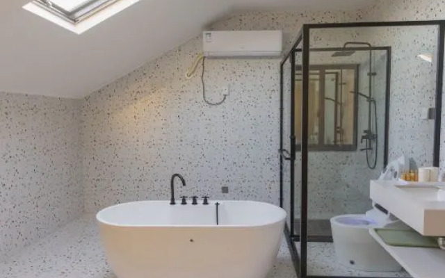 Anji Hexi Homestay