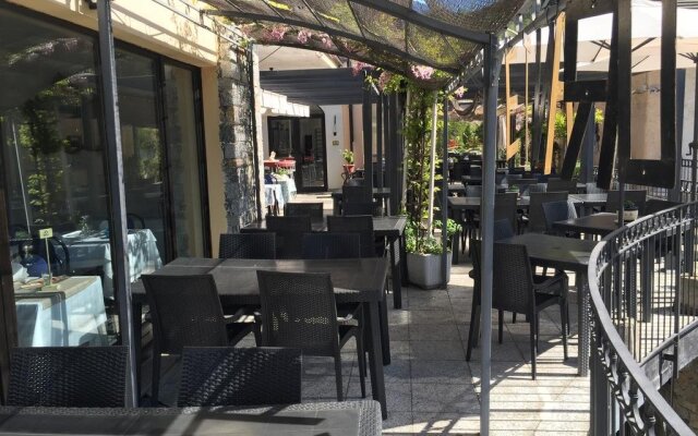 Hotel Fontaine Bleue