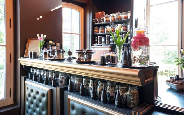 Le Chateau De La Tourlandry