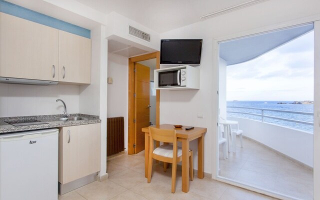 Apartamentos Mar y Playa