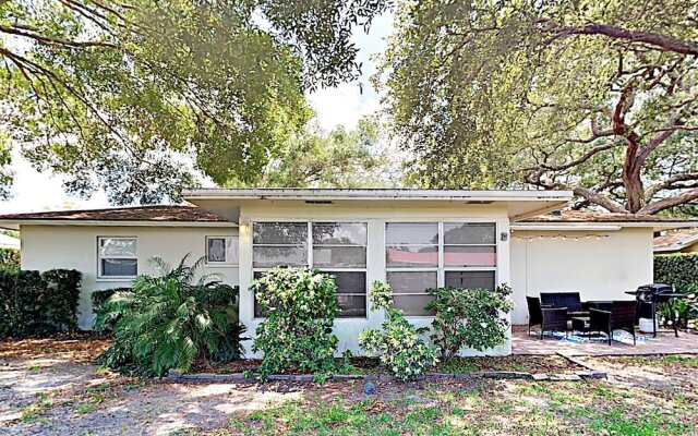 2040 Forest Drive Home