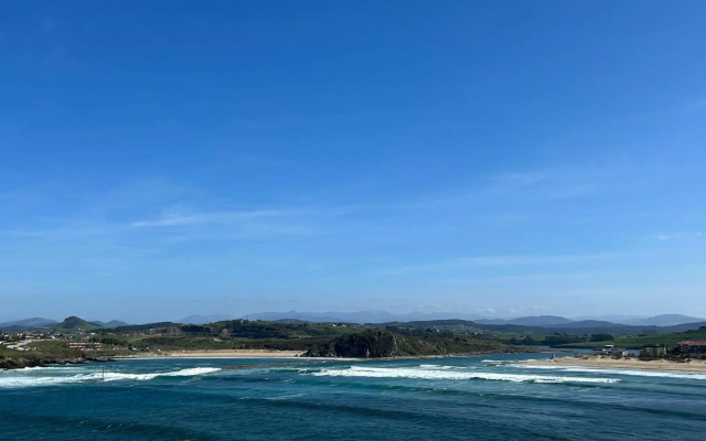 Piso sobre mar junto al Faro de Suances