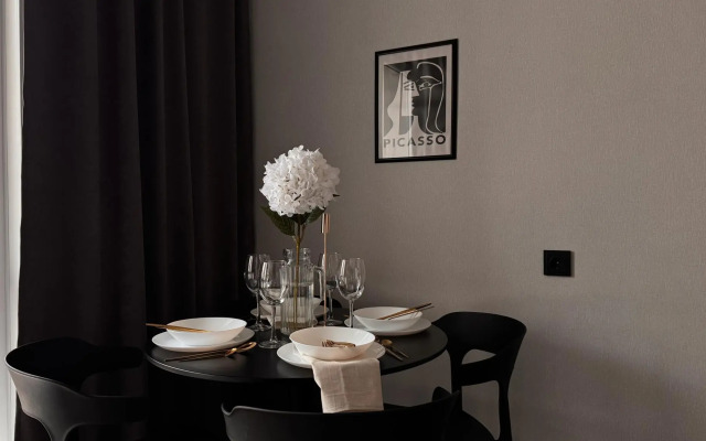 Hugge Place на улице Ясный Берег 9