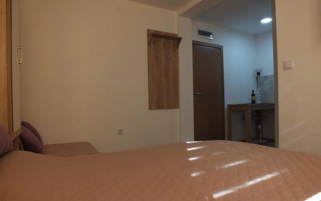 Suncani Breg - Studio 11