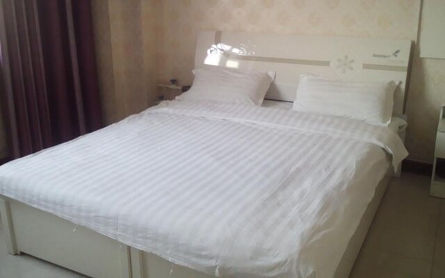 Lido Hotel Jingguang Road
