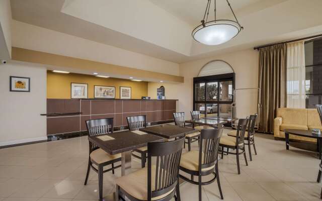 Best Western Norwalk Inn