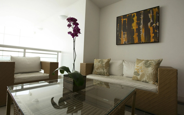 Biarritz Hplus Long Stay