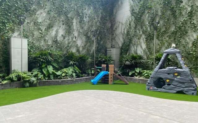 W Loft With Balcony in Luxury Building Barranco