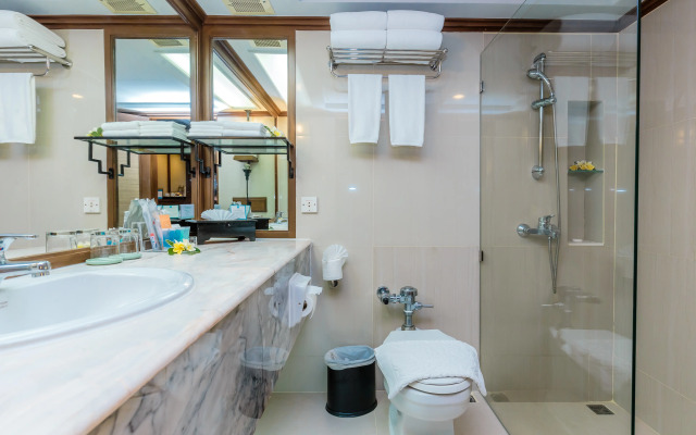 The Regent Cha-Am Beach Resort