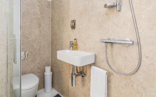 Beautiful pied-a-terre to explore London