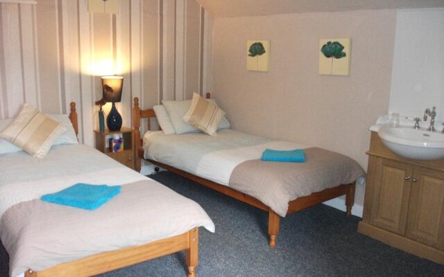 Kirk Lea Guest House