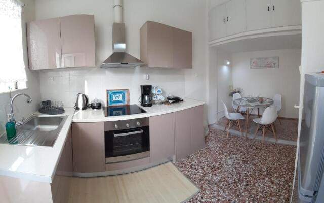 Sunday Apartment Chania 2A