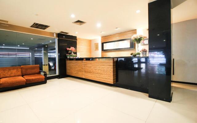 iShine Hotel