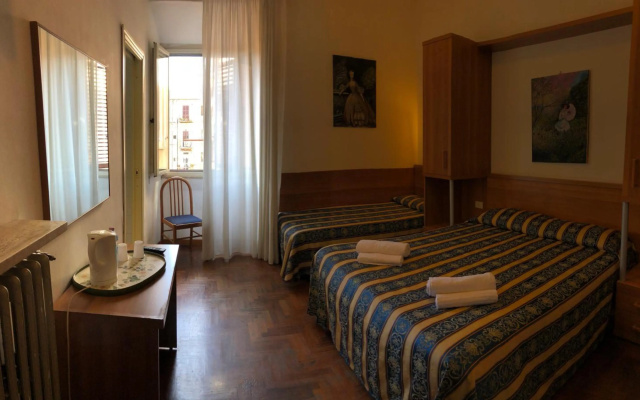 Hotel Bolognese - Image 2