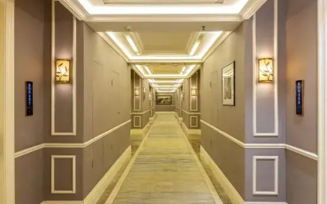 Lanbo Liangshan Hotel